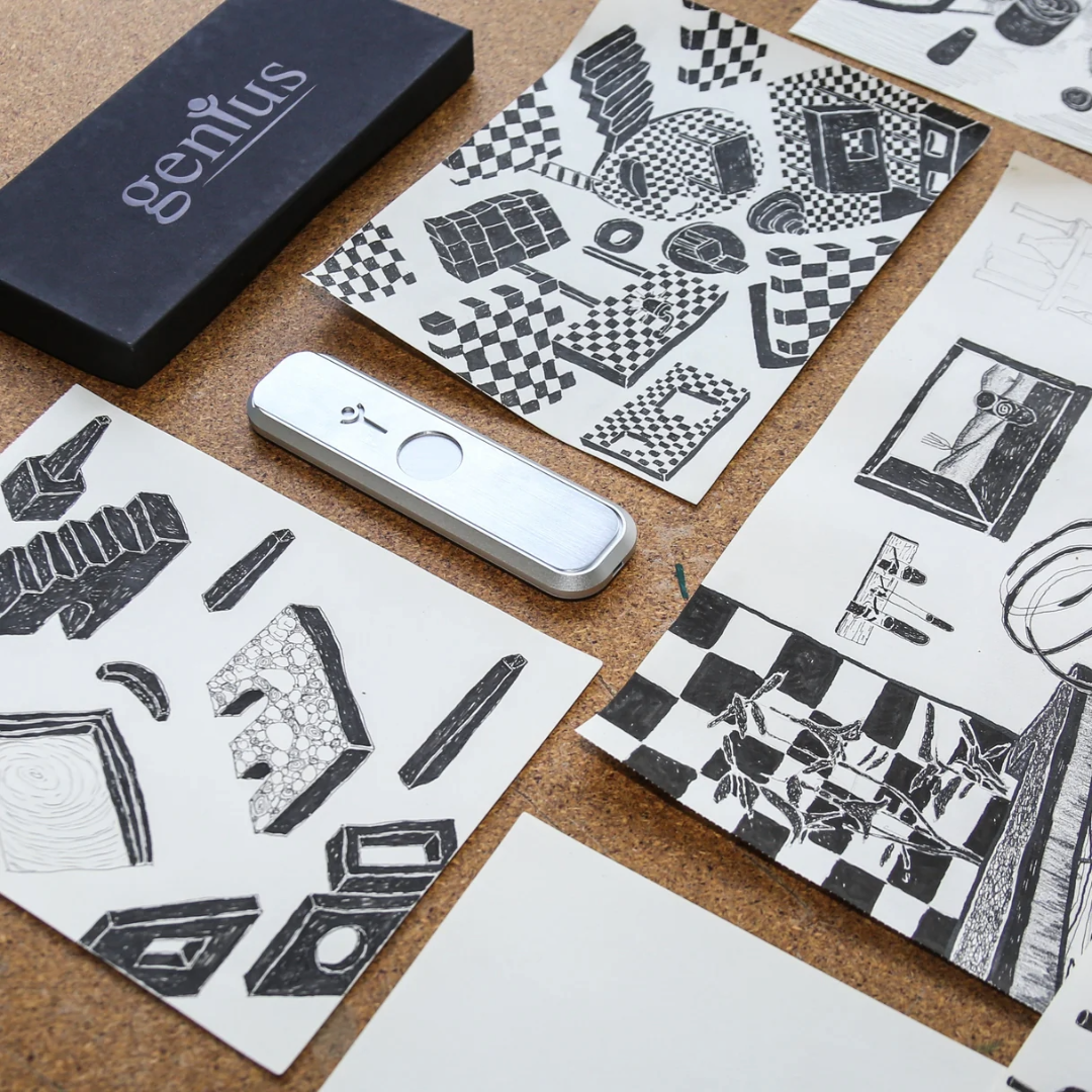 Genius Pipe - Mini - Two Colors